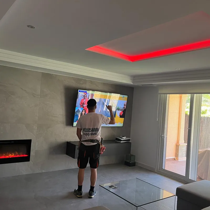 Foseado LED en techo de pladur — Marbella