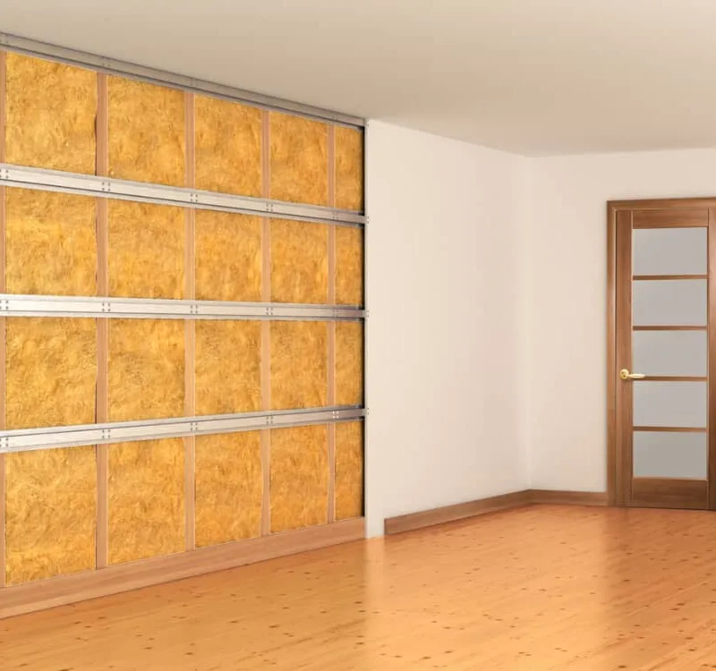 Pared de insonorización con lana de roca — Benalmádena